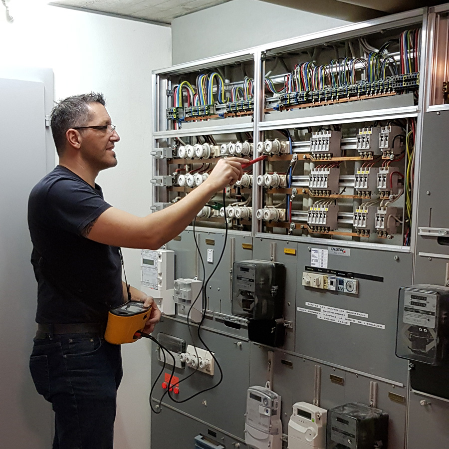 FR CONTROLES SERVICES Expertise